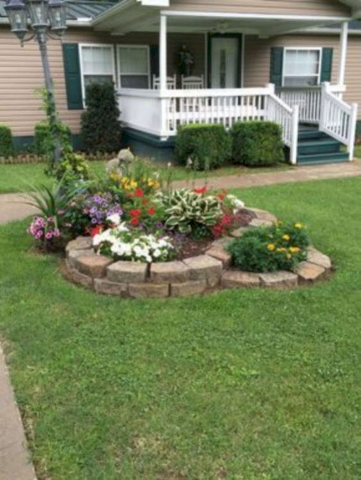 35 Awesome Front Yard Garden Design Ideas (2)