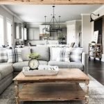 40+ Awesome Farmhouse Design Ideas For Living Room (38)