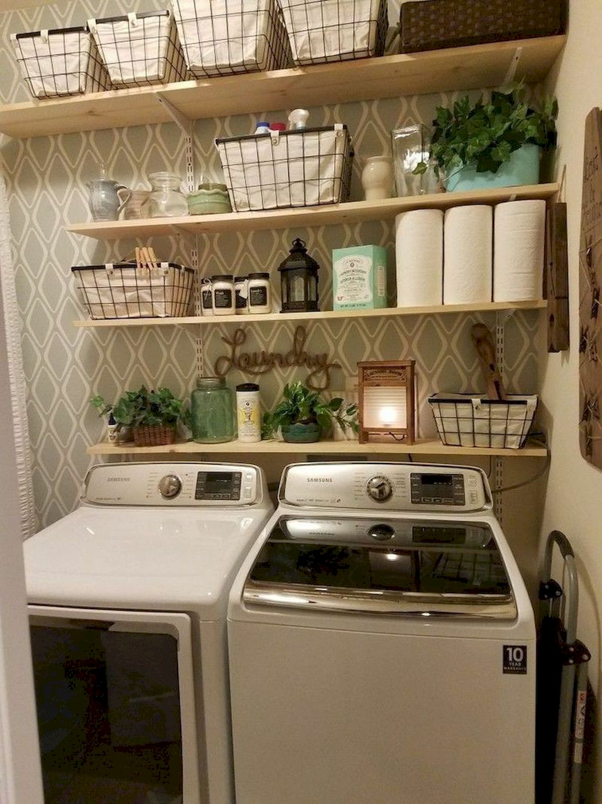 40 Cozy Laundry Room Design And Decor Ideas For Your Home (2)