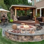 50 Fantastic Backyard Patio And Decking Design Ideas (36)