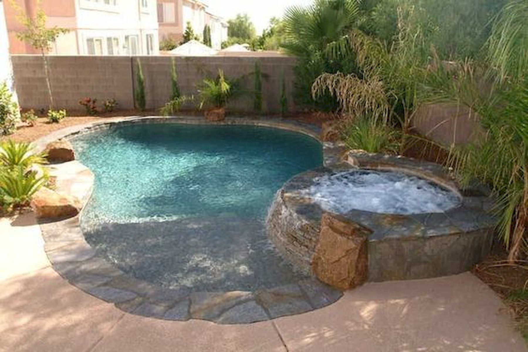 50 Gorgeous Small Swimming Pool Ideas For Small Backyard (3)