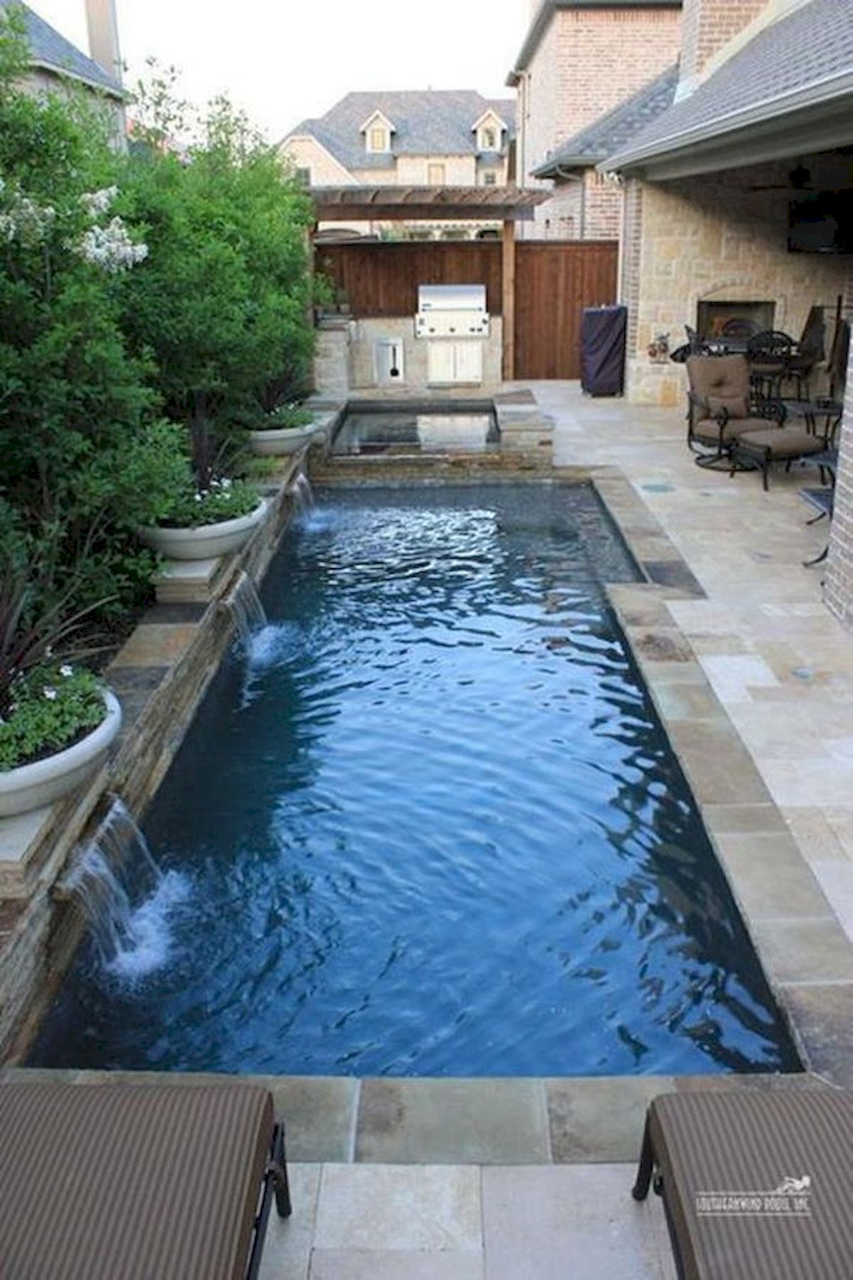 50 Gorgeous Small Swimming Pool Ideas for Small Backyard (7)
