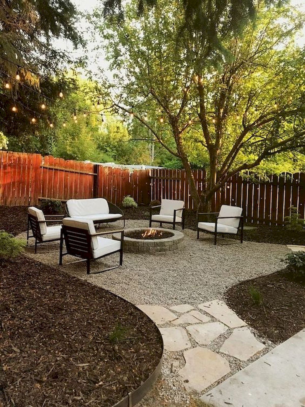 55 Awesome Backyard Fire Pit Ideas For Comfortable Relax (3)
