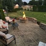 55 Awesome Backyard Fire Pit Ideas For Comfortable Relax (35)