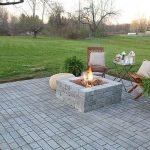 55 Awesome Backyard Fire Pit Ideas For Comfortable Relax (37)