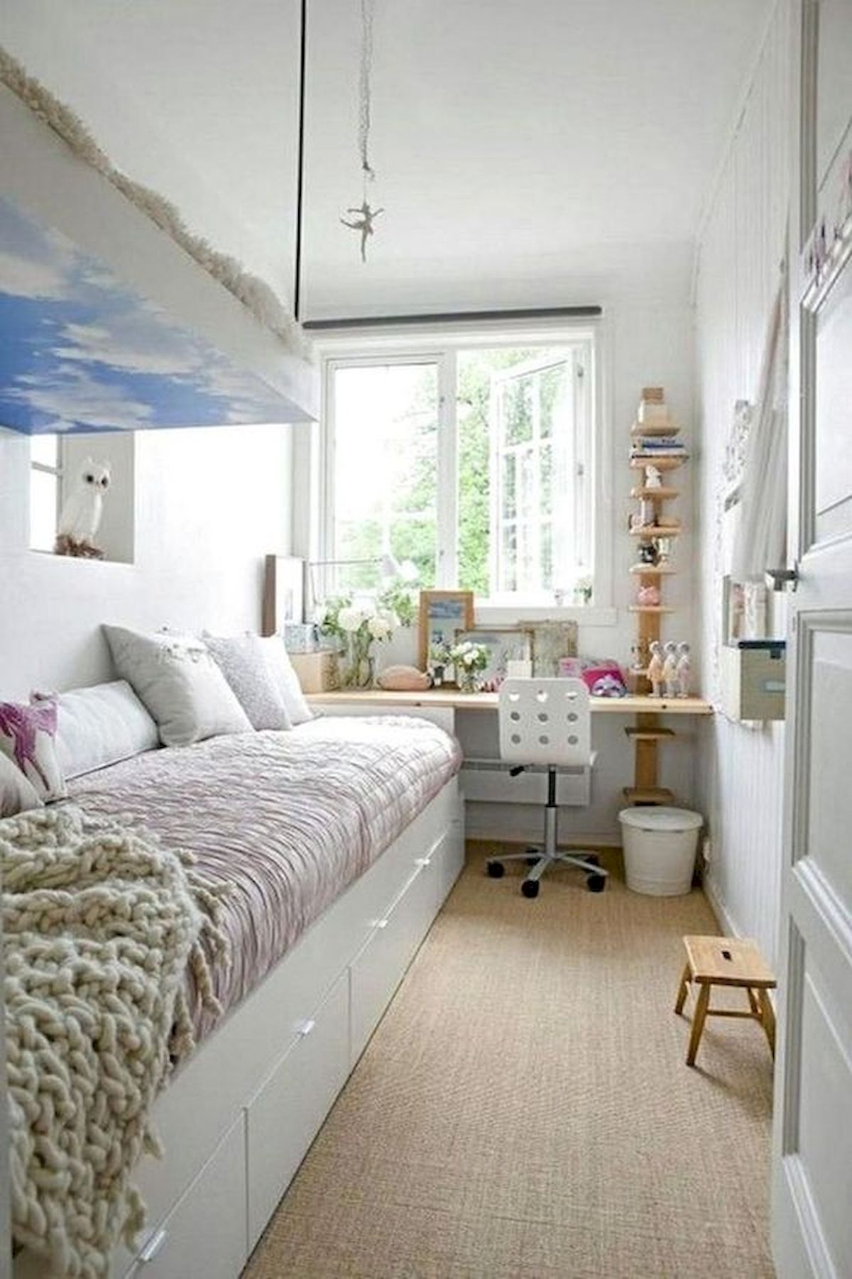 40 Cute Small Bedroom Design And Decor Ideas For Teenage Girl (30)