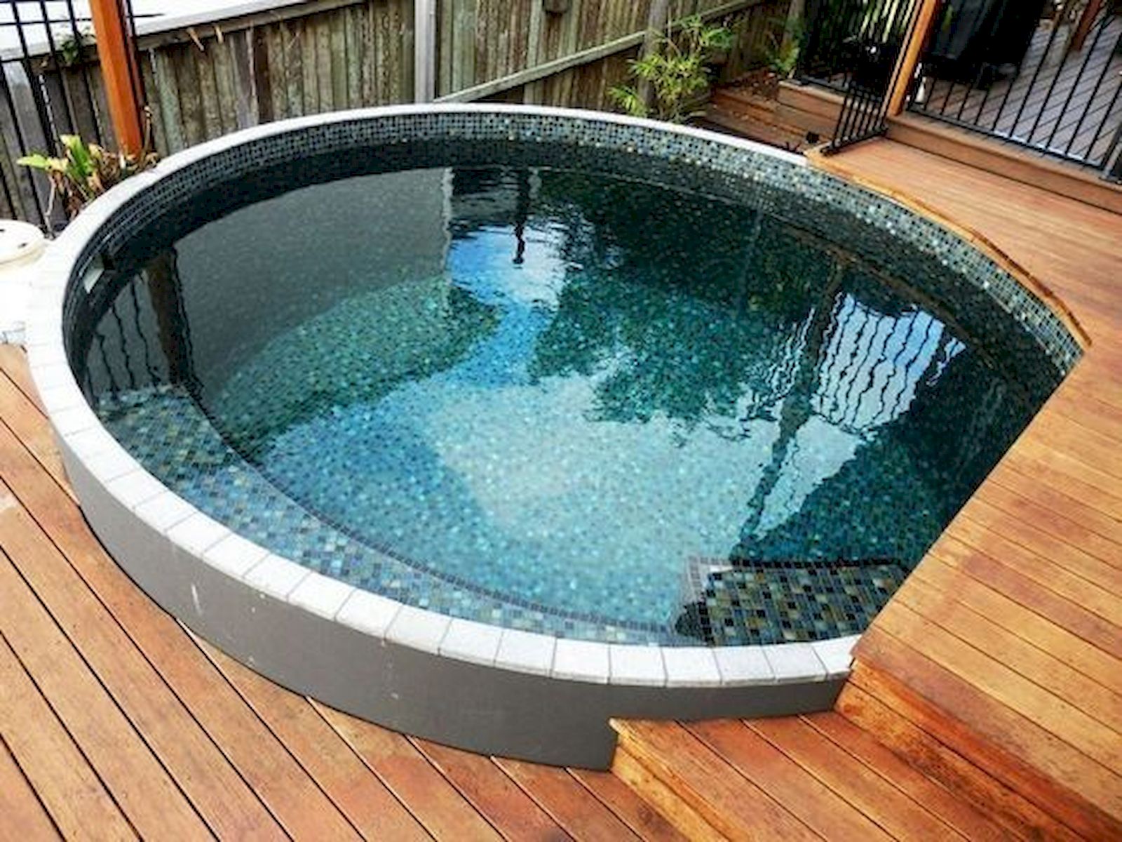 46 Fantastic Modern Swimming Pool Design Ideas (18)