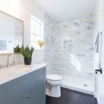 50 Awesome Modern Farmhouse Bathroom Remodel Ideas (12)
