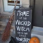 30 Awesome Outdoor Halloween Decorations Ideas (23)