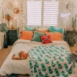 36 Beautiful Wall Bedroom Decor Ideas That Unique (2)