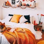 30 Cozy Fall Decoration Ideas For Your Bedroom (18)