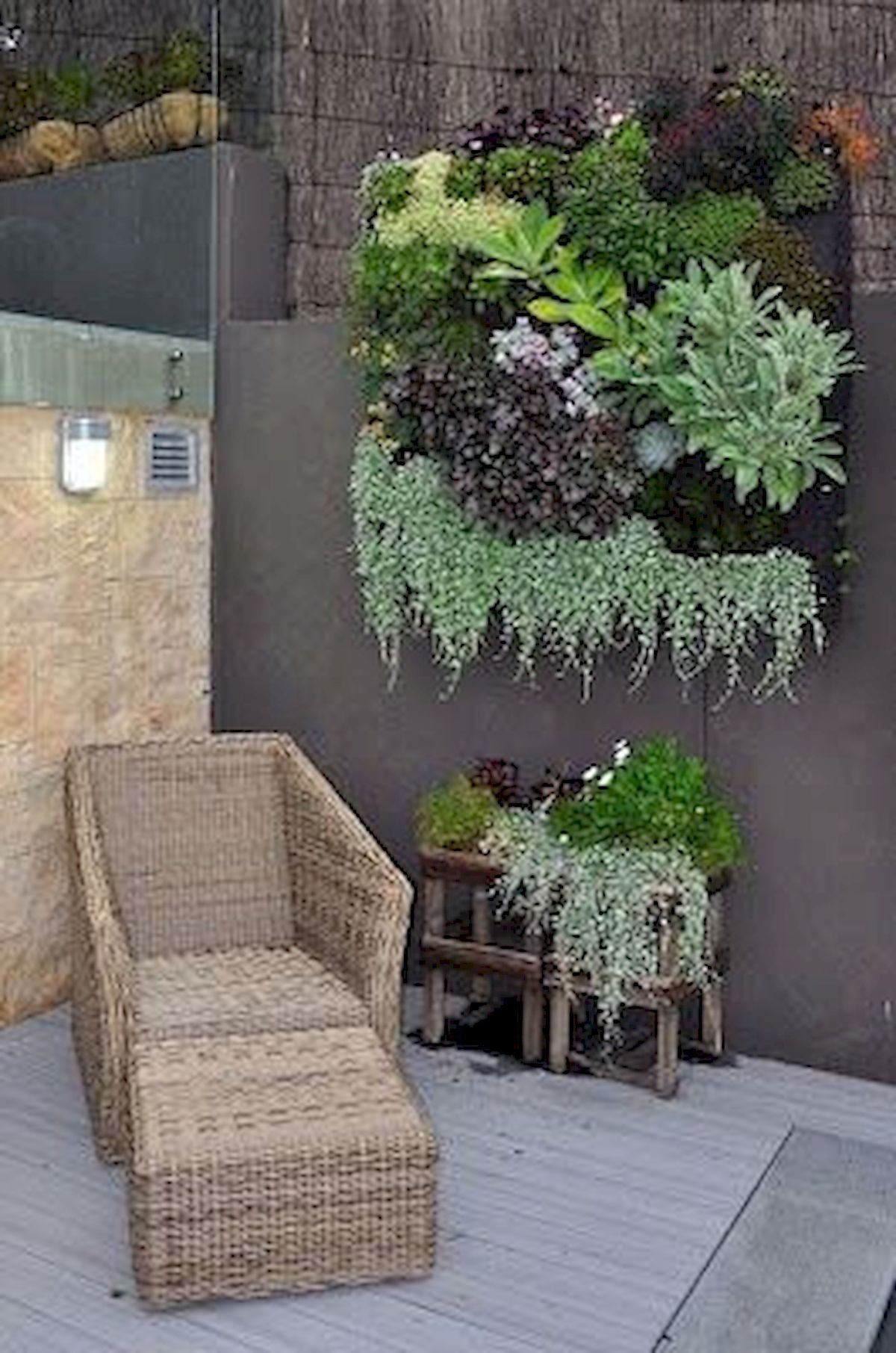 20 Awesome Planter Ideas For Your Front Porch (18)