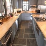 40 Best Tile Flooring Designs Ideas For Modern Kitchen (1)