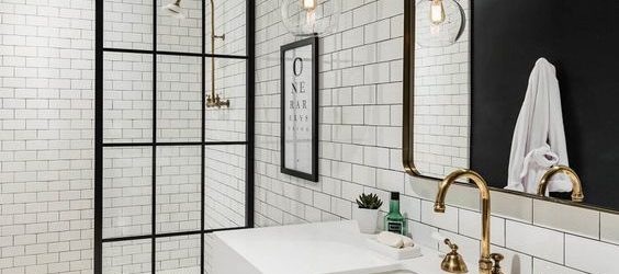 20 Best Farmhouse Bathroom Lighting Decor Ideas (9)