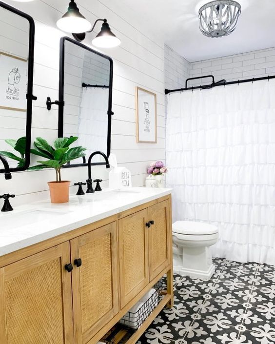 20 Best Farmhouse Bathroom Vanity Decor Ideas (13)