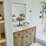 20 Best Farmhouse Bathroom Vanity Decor Ideas (4)