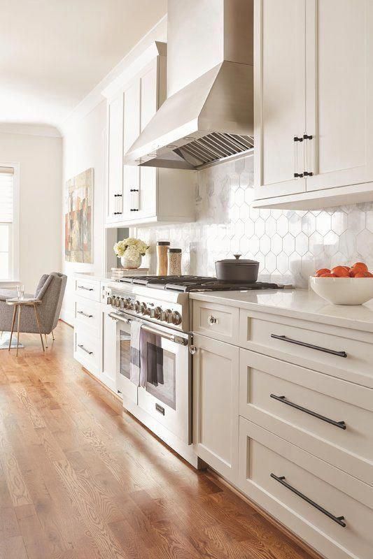 20 Best Farmhouse Kitchen Cabinets Decor Ideas (13)