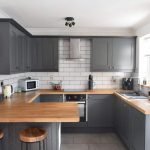 20 Best Farmhouse Kitchen Cabinets Decor Ideas (14)