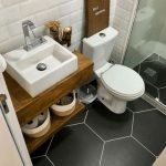 20 Best Small Farmhouse Bathroom Decor Ideas (20)