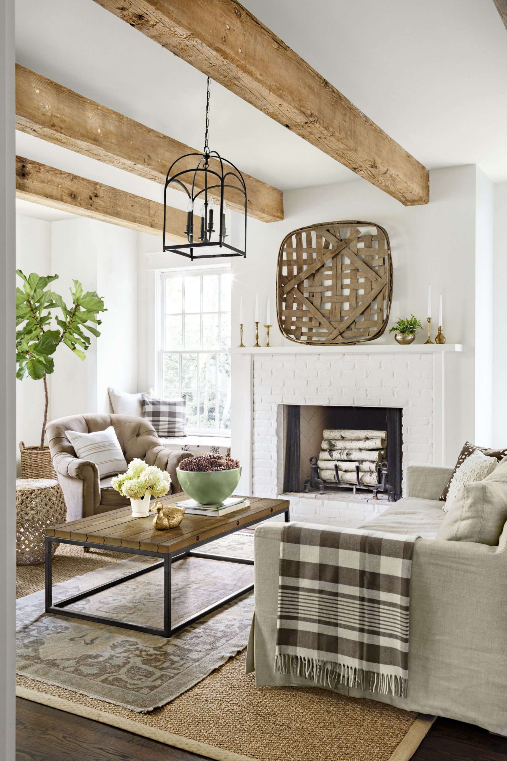 Beautiful Rustic Living Room Interior Design